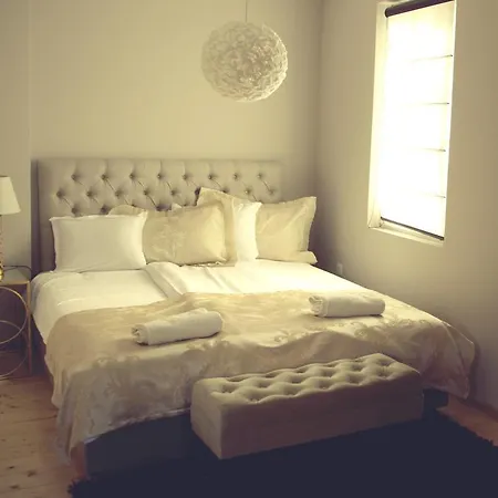 Boutique 3 Levels Town House *
