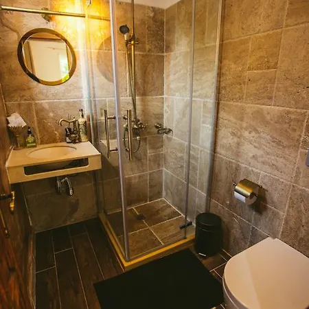 Boutique 3 Levels Town House * Plovdiv