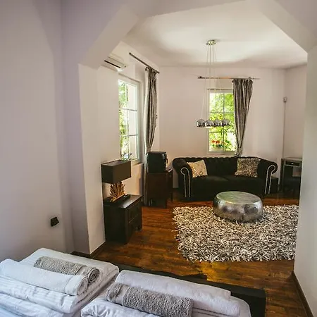Boutique 3 Levels Town House Casa de Férias