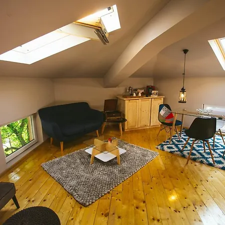 Boutique 3 Levels Town House Prázdninový dům Plovdiv